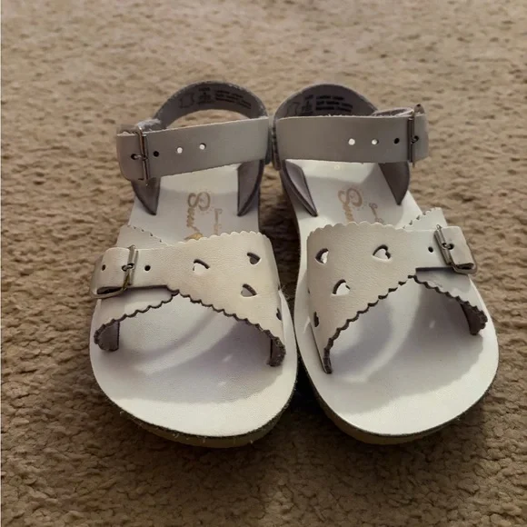 Girls White sweetheart sun san sandals - Picture 2 of 4